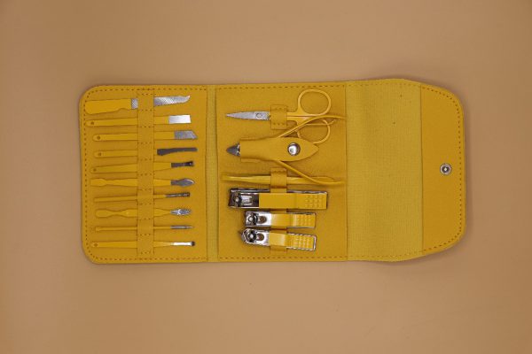 16 Pcs Manicure \ Pedicure Kit – Care From Home