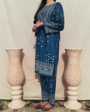 Load image into Gallery viewer, Summer Collection Linen Printed 2pc Dress Ready To Wear For Women